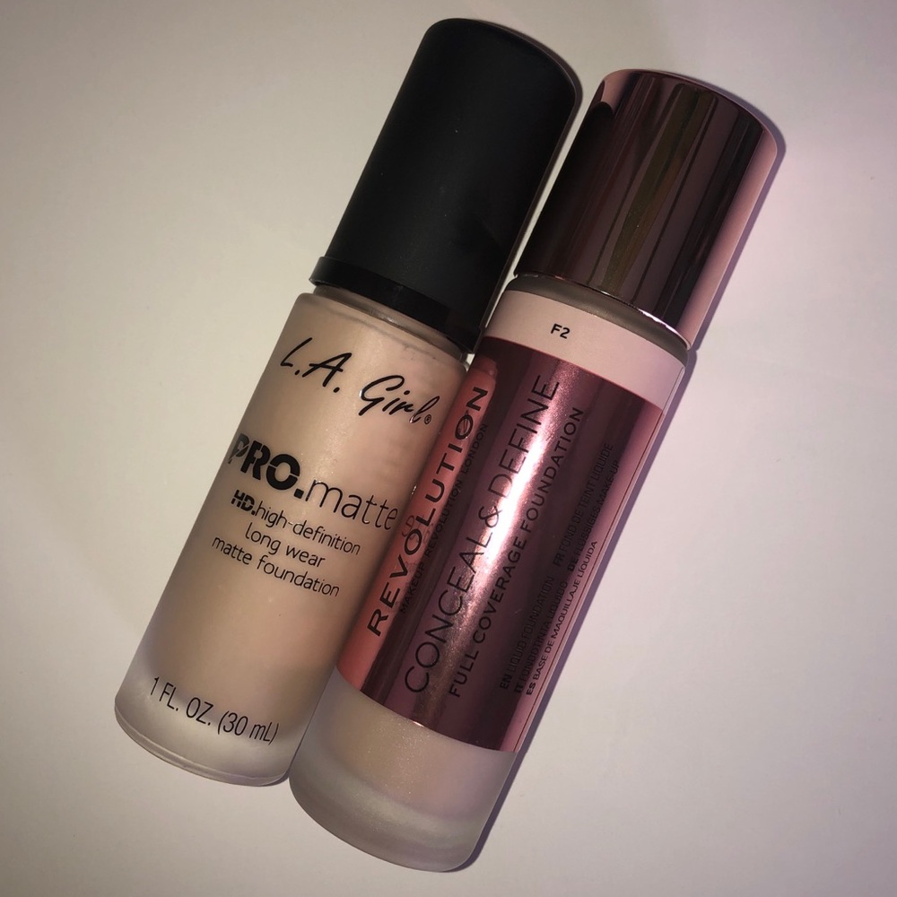 Makeup Revolution & LA Girl Foundation Bundle
